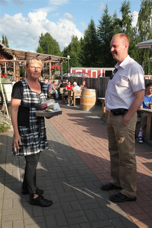 Anneli ottaa meidõt vastaan